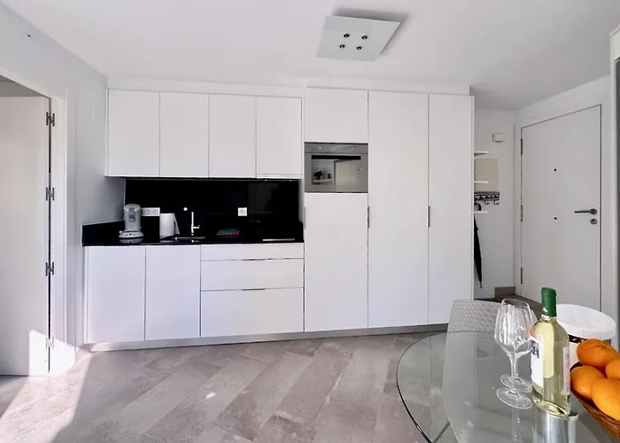 Apartament Modern Near The Sea