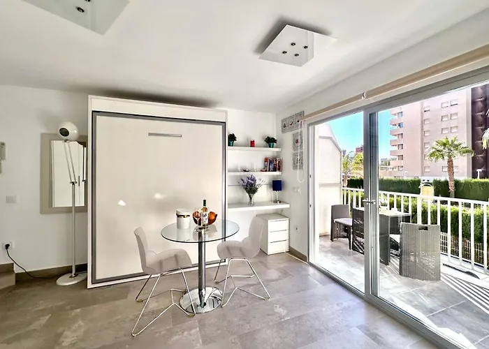 Modern Near The Sea Apartament *